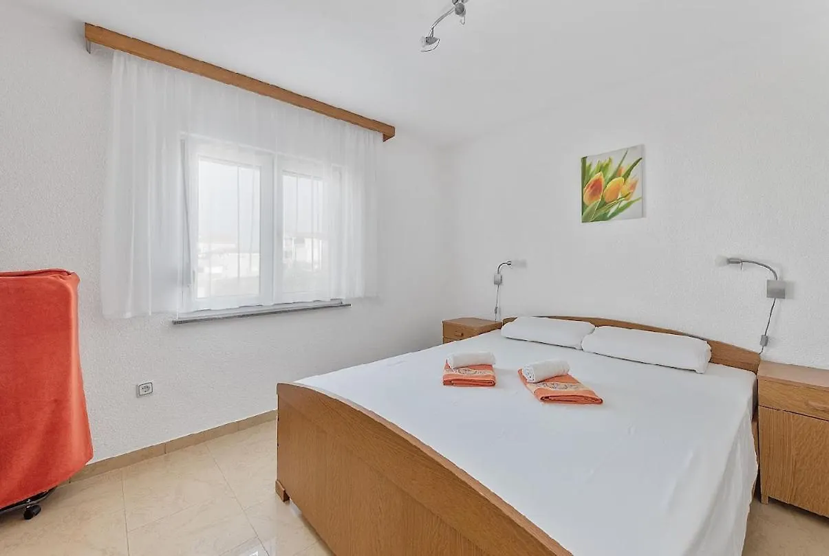 Apartment In Sukosan With Seaview, Terrace, Air Condition, Wifi 0*,  クロアチア